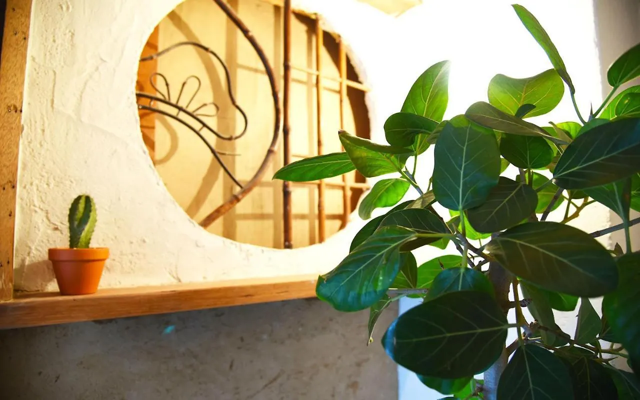 Guesthouse Mokumoku Ósaka